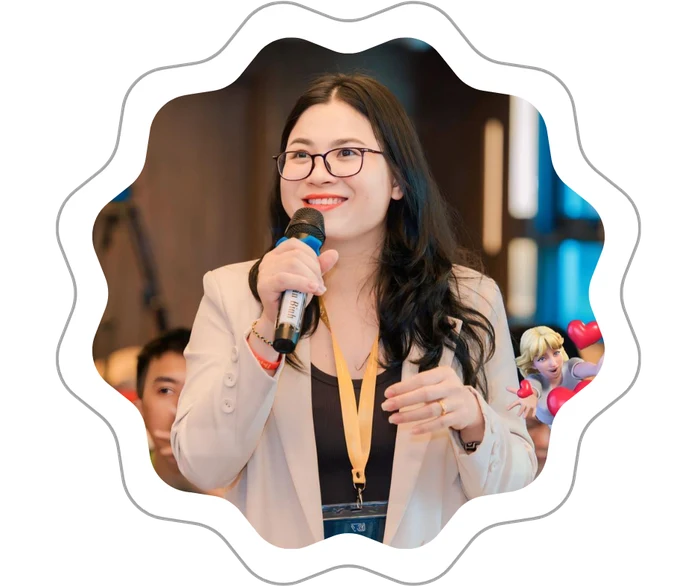 Coach Hoàng Thu Hà diễn thuyết tại hội thảo